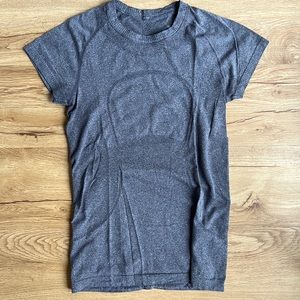 Lululemon Women’s Swiftly Tech Shirt